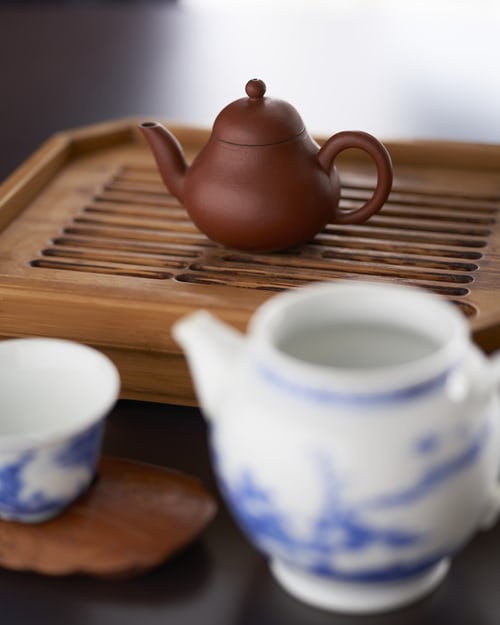 What's Right for You, the Gaiwan or the Teapot? – Meimei Fine Teas